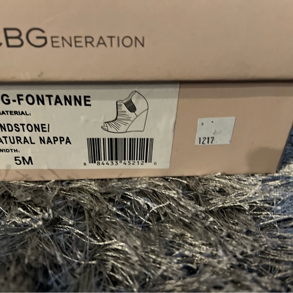 Wedge sandals - Picture 4 of 4